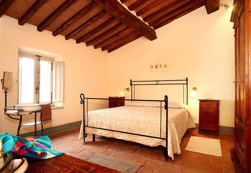 Agriturismo Podere La Casa Montalcino Exterior photo
